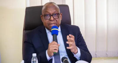 reseaux-sociaux-les-regulateurs-dafrique-et-de-leurope-se-reunissent-a-abidjan