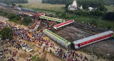 inde-plusieurs-morts-et-blesses-dans-une-catastrophe-ferroviaire