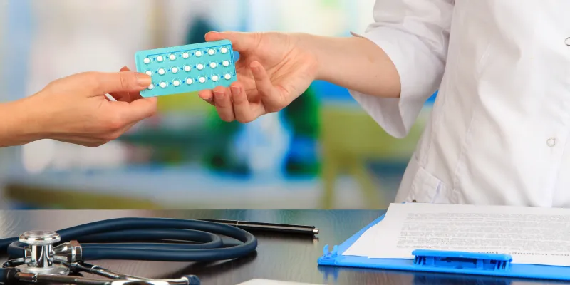 menopause-prendre-des-hormones-oestrogenes-peut-augmenter-le-risque-dhypertension