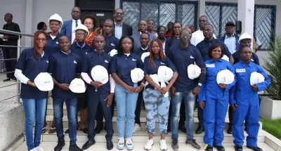 programme-jeunesse-du-gouvernement-14-apprentis-topographes-en-route-pour-la-france