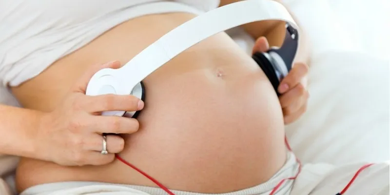 les-secrets-pour-avoir-un-beau-bebe-calme-et-intelligent-avec-un-joli-teint-clair-a-la-naissance