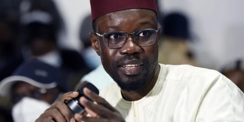 france-lopposant-ousmane-sonko-depose-une-plainte-contre-macky-sall