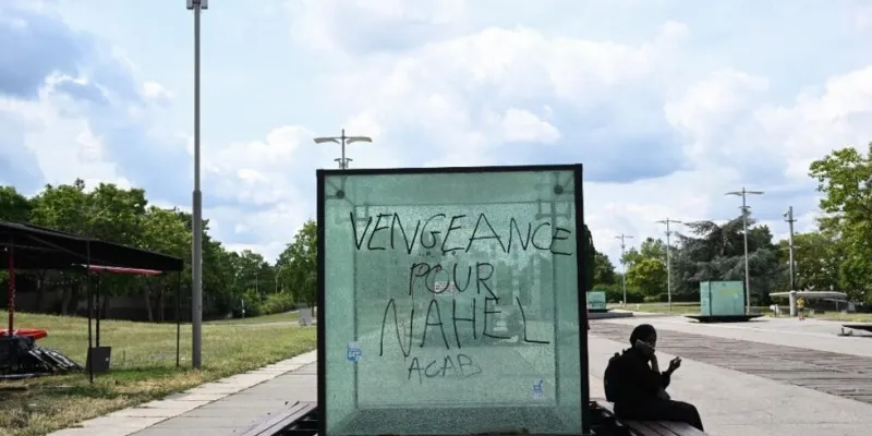 violences-en-france-journee-de-recueillement-a-nanterre-pour-les-funerailles-de-nahel