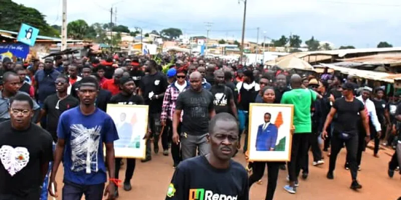 deces-du-president-henri-konan-bedie-une-foule-immense-a-daoukro-lui-rend-hommage