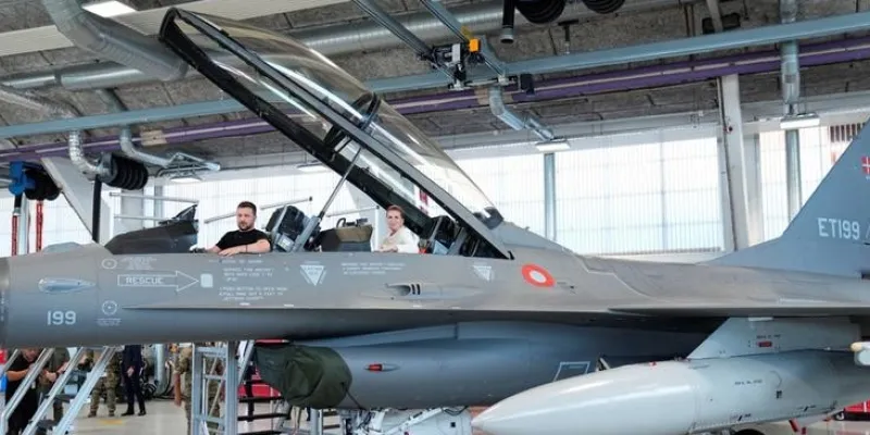 armement-les-pays-bas-et-le-danemark-sengagent-a-livrer-des-avions-de-combat-f-16-a-lukraine