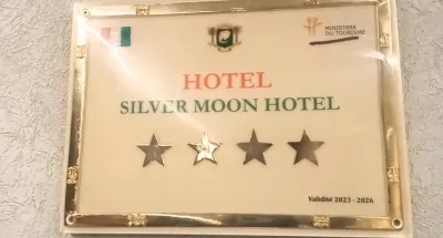 tourisme-en-cote-divoire-le-silver-moon-hotel-decroche-les-4-etoiles