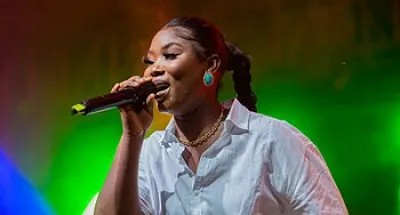 accident-de-la-chanteuse-roselyne-layo-un-homme-de-dieu-lavait-revele
