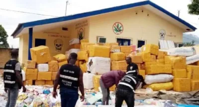 lutte-contre-la-drogue-une-importante-quantite-de-tramadol-et-kadhafi-saisie-a-abobo-par-la-police