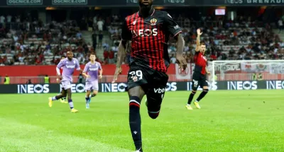 football-francais-nicolas-pepe-oblige-de-revoir-ses-plans-pour-son-avenir