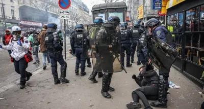 manifestations-sur-la-retraite-en-france-le-conseil-de-leurope-salarme-de-lusage-excessif-de-la-force