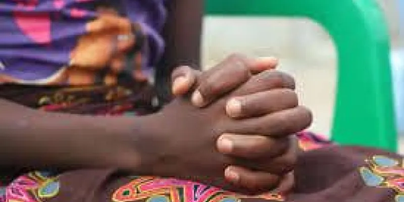 aboisso-apres-avoir-ete-violee-une-collegienne-abandonnee-comme-si-elle-etait-morte