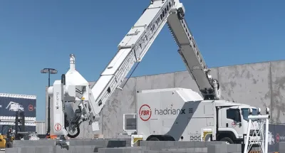 high-tech-un-robot-pour-construire-des-murs
