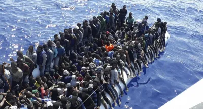 immigration-clandestine-une-femme-accouche-en-pleine-mer-son-bebe-jete-dans-leau-la-raison