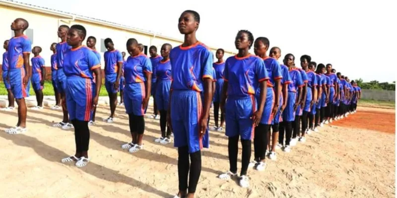 programme-jeunesse-du-gouvernement-500-jeunes-en-fin-de-formation-recoivent-leurs-diplomes