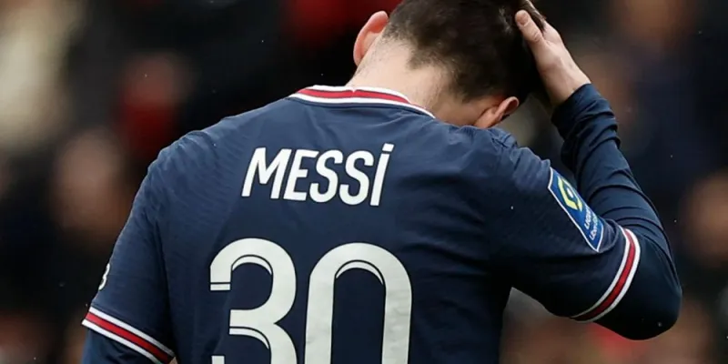 football-francais-lionel-messi-et-le-psg-sont-proches-du-divorce