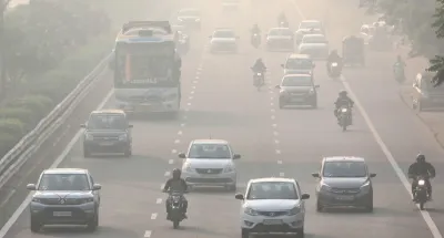 inde-fermeture-des-ecoles-a-new-delhi-qui-suffoque-dans-un-nuage-de-pollution