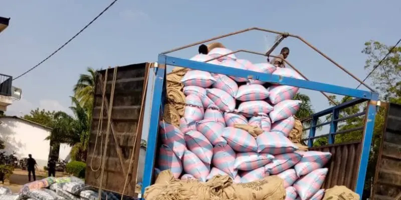 lutte-contre-la-contrebande-la-gendarmerie-fait-echec-a-un-trafic-de-cafe-vers-le-burkina-faso