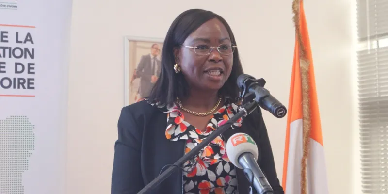 telecommunications-en-cote-divoire-le-regulateur-celebre-des-agents-admis-a-la-retraite