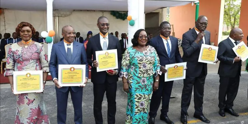 celebration-du-merite-279-fonctionnaires-decores