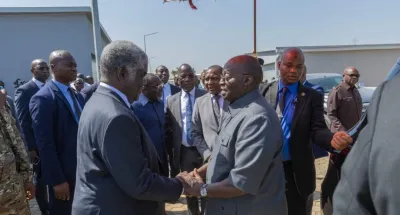 infrastructures-can-le-vice-president-et-le-premier-ministre-au-stade-de-la-paix-de-bouake