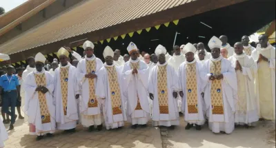benediction-aux-couples-homosexuels-leglise-catholique-de-cote-divoire-dit-niet