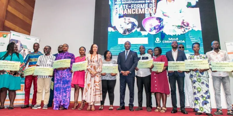 cote-divoire-78-porteurs-de-projets-ont-recu-un-milliard-de-francs-cfa