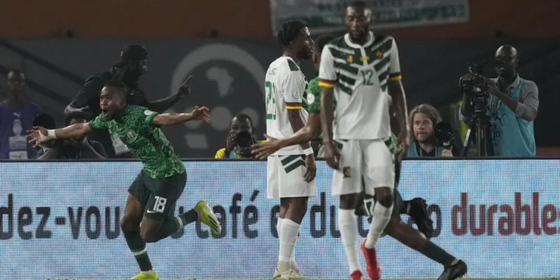 can-2023-8e-de-finale-grace-au-double-de-lookman-le-nigeria-elimine-2-0-le-cameroun-pour-defier-langola-en-quart-de-finale