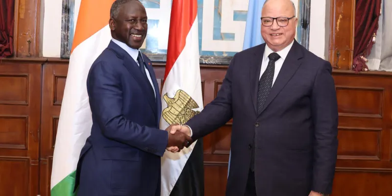diplomatie-parlementaire-adama-bictogo-en-visite-officielle-damitie-et-de-travail-en-egypte