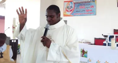 paques-pere-donald-kakou-pour-leglise-catholique-la-paques-est-au-centre-de-notre-foi