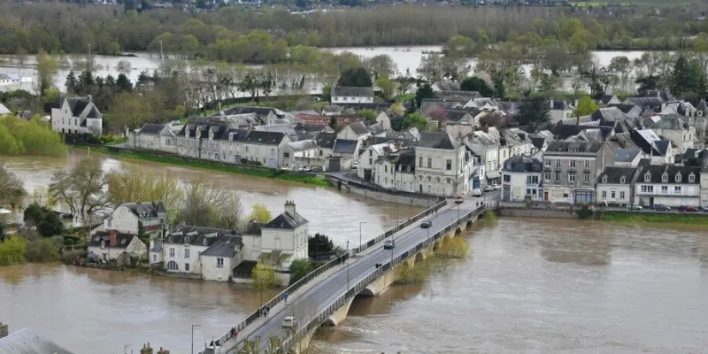 france-face-aux-crues-des-centaines-devacuations-preventives