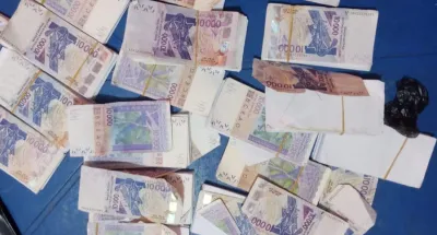 bouake-un-individu-interpelle-avec-des-dizaines-de-millions-de-francs-cfa-de-faux-billets