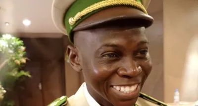reconnaissance-du-merite-cdt-soro-segba-jean-meilleur-agent-des-douanes-ivoiriennes-en-2023