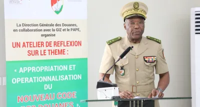 nouveau-code-des-douanes-general-da-pierre-alphonse-dg-nous-avons-une-responsabilite-collective