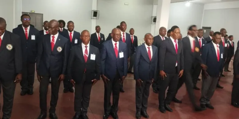 union-africaine-de-karate-region-ouest-2-plusieurs-arbitres-en-recyclage-a-abidjan
