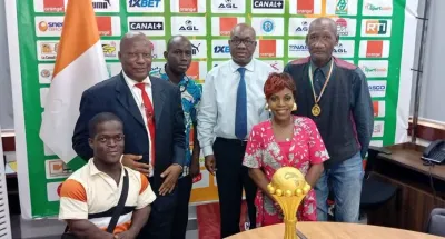 audience-long-espoir-handicap-recue-par-le-president-de-la-fif-yacine-idriss-diallo