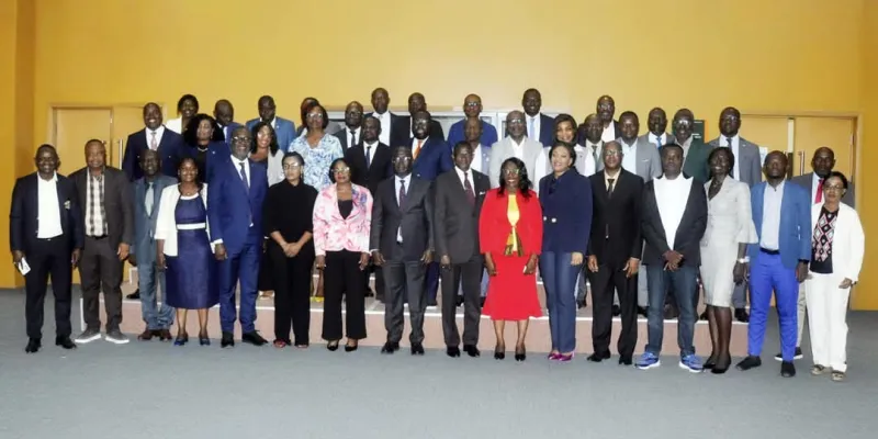 restitution-des-commissions-de-reflexion-sur-latelier-bilan-et-perspectives-de-lons-il-etait-important-quensemble-nous-puissions-determiner-les-strategies-et-les-actions-essentielles-ousmane-gbane