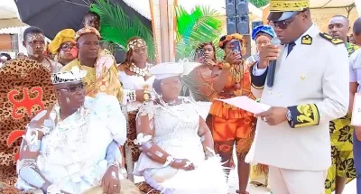 us-et-coutumes-a-attecoube-le-chef-du-village-de-bidjan-santai-intronise-dans-la-ferveur