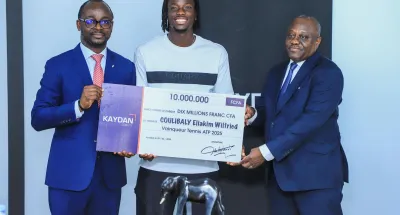 vainqueur-de-latp-challenge-tour-50-eliamkim-coulibaly-honore-par-lhemicycle-ivoirien