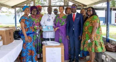 journee-internationale-des-droits-de-la-femme-a-port-bouet-du-materiel-medical-offert-au-centre-de-sante-communautaire