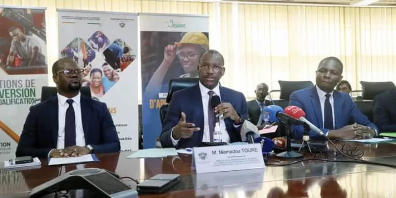 cote-divoire-le-gouvernement-annonce-le-recrutement-de-2-640-jeunes-ages-de-16-a-40-ans