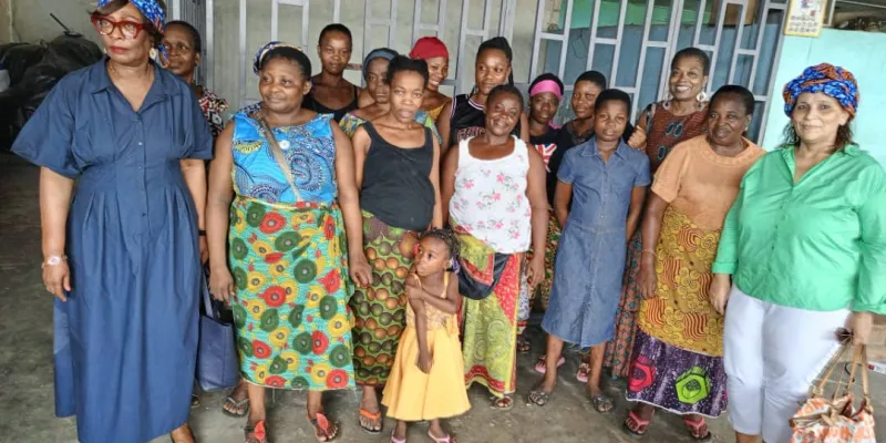 journee-du-8-mars-a-yopougon-laifci-sensibilise-40-vendeuses-du-marche-niangon-academie-a-lalphabetisation