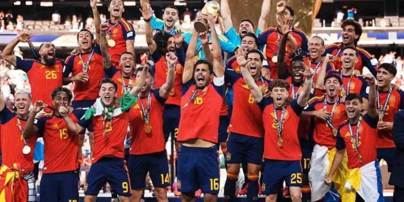 football-mondial-2026-16-ans-apres-lespagne-au-sommet-du-monde