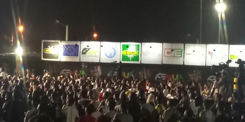 femua15-ouverture-de-la-grande-scene-le-public-abidjanais-na-pas-boude-son-plaisir