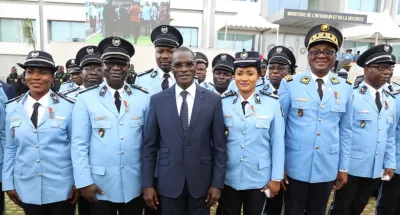 celebration-de-lexcellence-410-agents-du-ministere-de-linterieur-et-de-la-securite-celebres