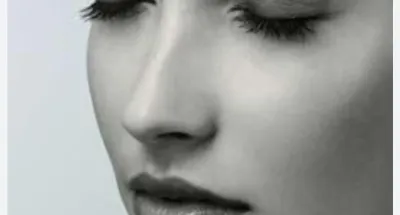 pourquoi-fermer-les-yeux-quand-on-sembrasse