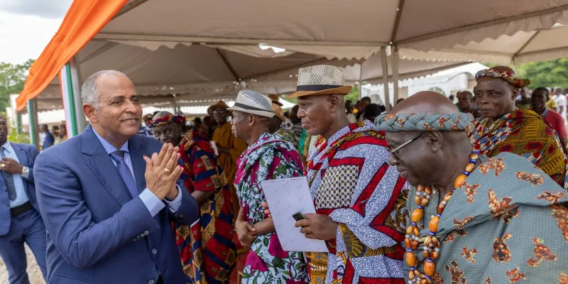 centre-de-service-civique-dadzope-patrick-achi-lance-officiellement-les-travaux