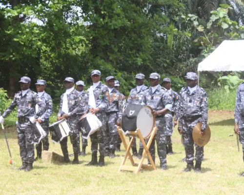 hommages-du-ministere-des-eaux-et-forets-a-feu-colonel-oka-yao-raphael
