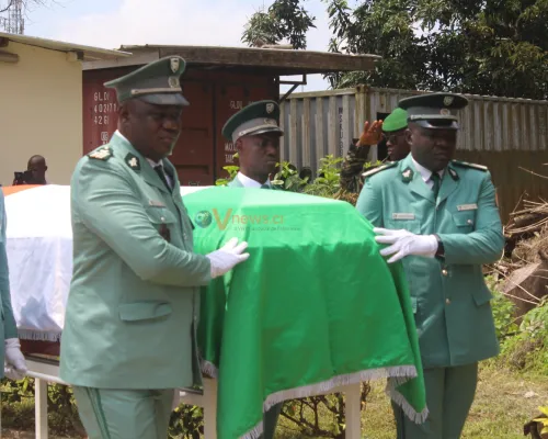 hommages-du-ministere-des-eaux-et-forets-a-feu-colonel-oka-yao-raphael