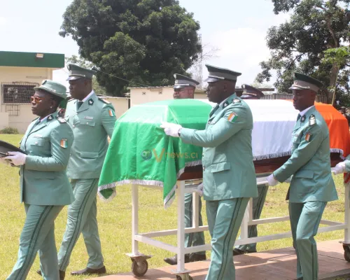 hommages-du-ministere-des-eaux-et-forets-a-feu-colonel-oka-yao-raphael