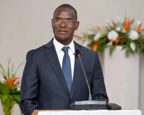 elections-apaisees-et-sans-violences-la-comnat-alpc-sensibilise